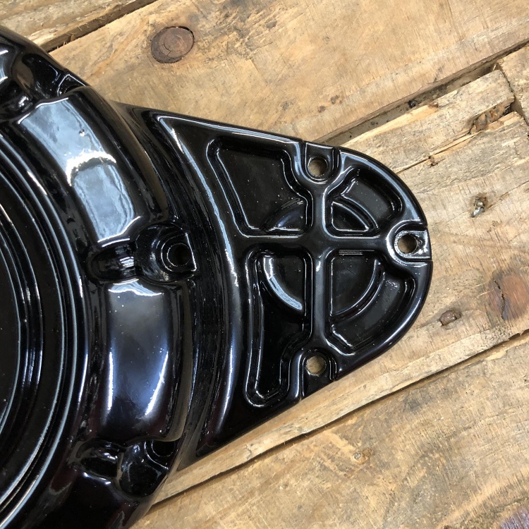 Indian Scout clutch cover - coated gloss black